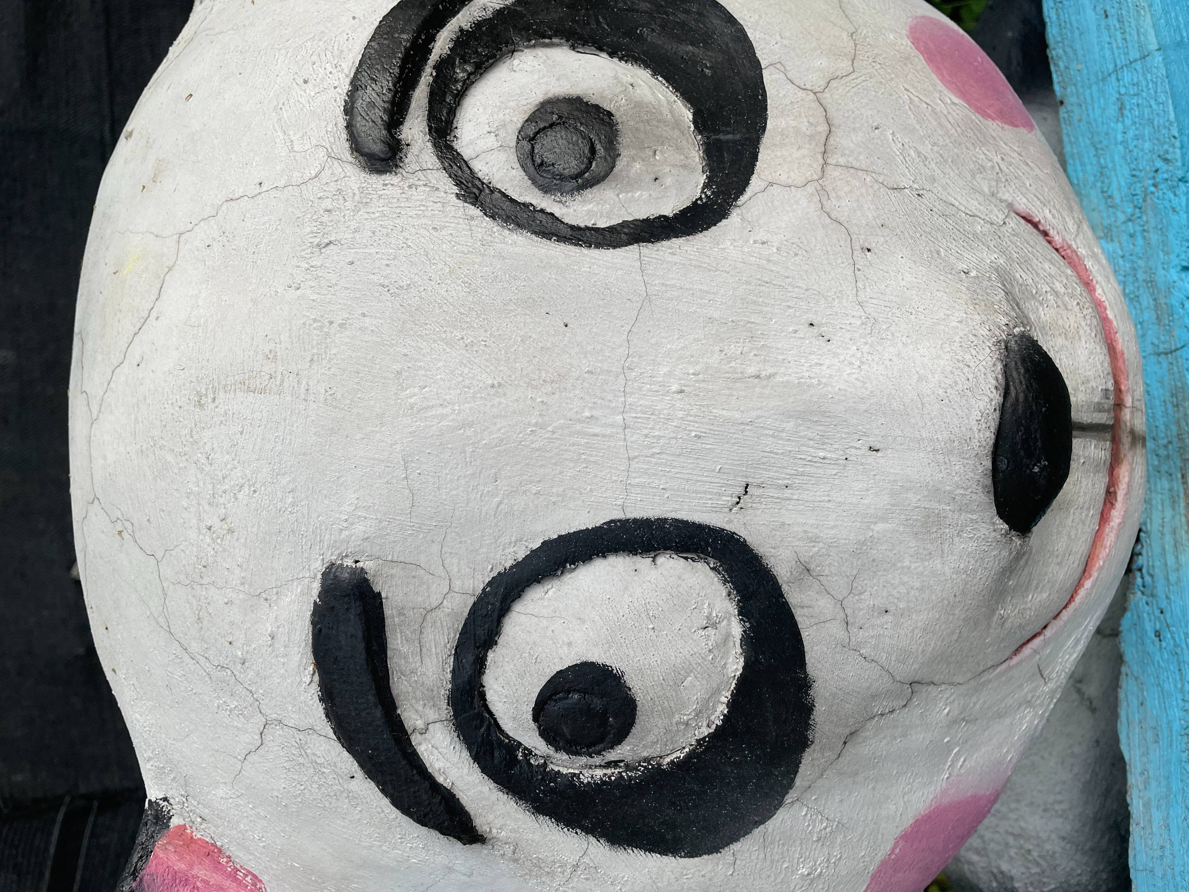 2023-03-25 东湖丑东西.jpg